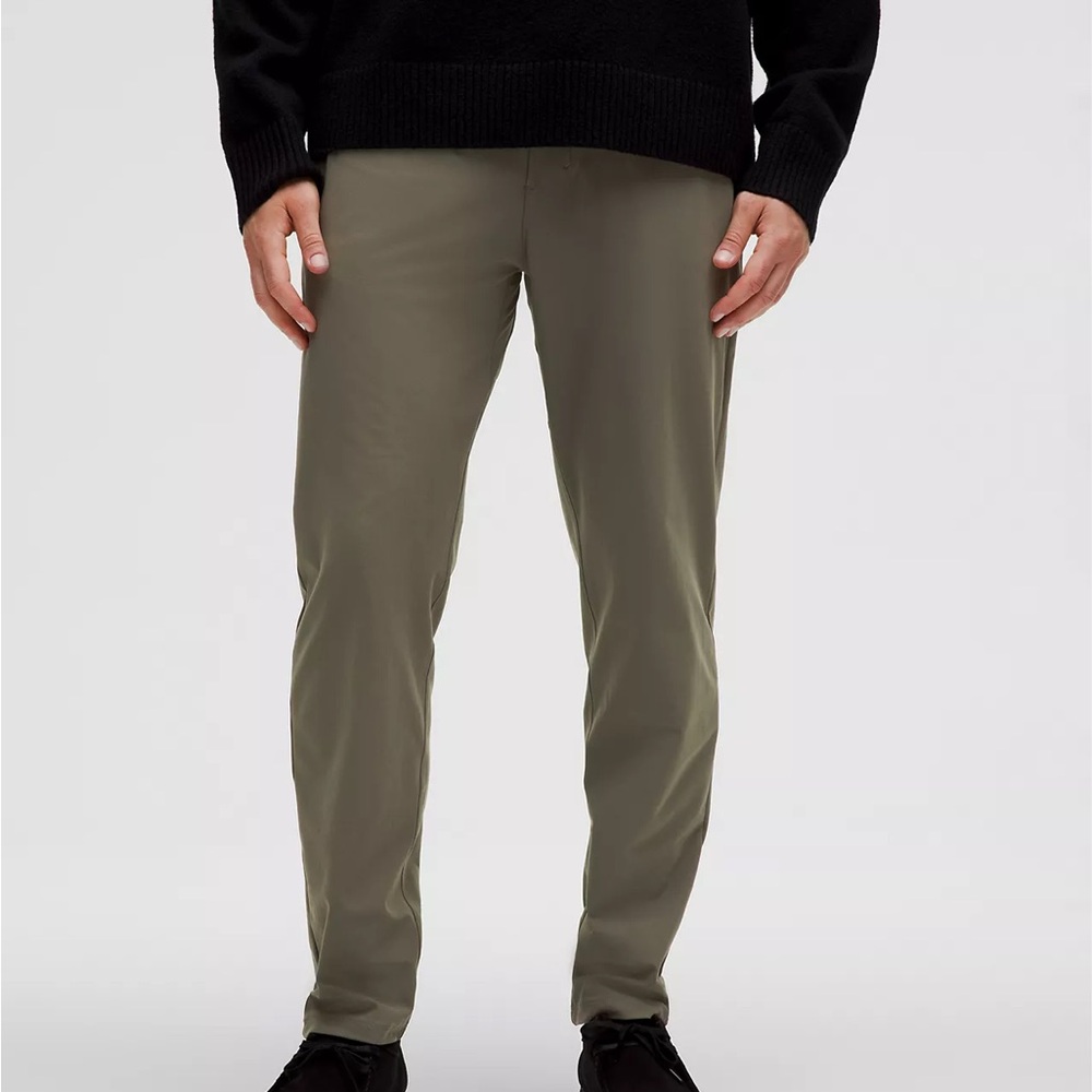 Lululemon ABC Warpstream pull on pant- army green